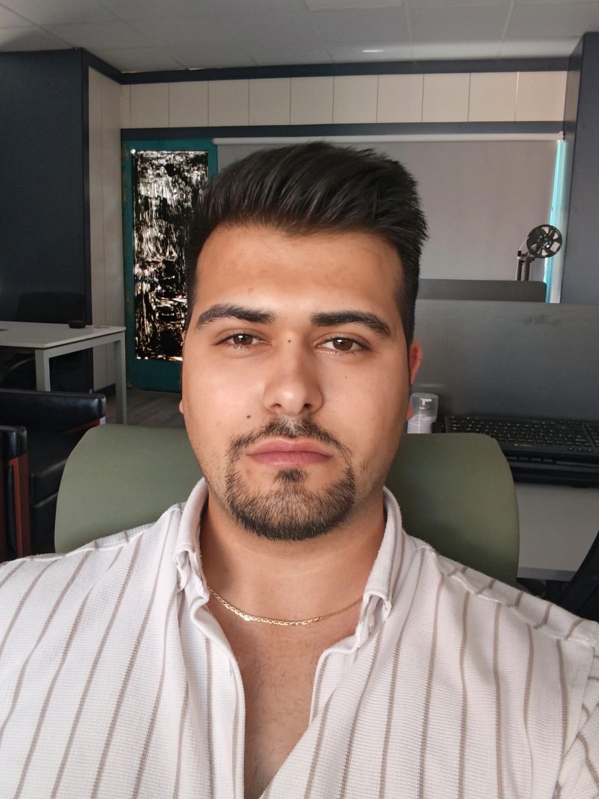Ayhan G.
